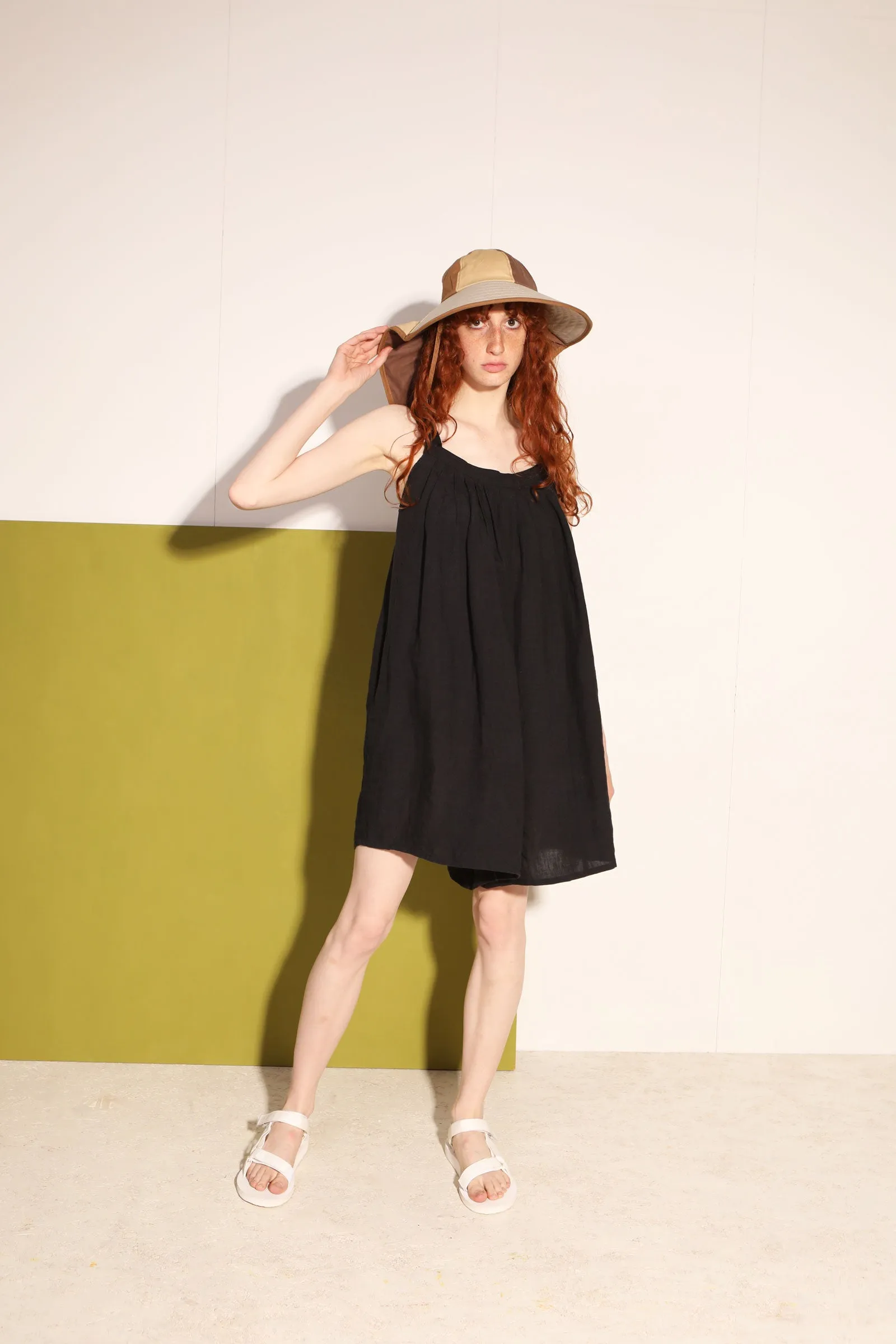 Basic Linen Romper Black
