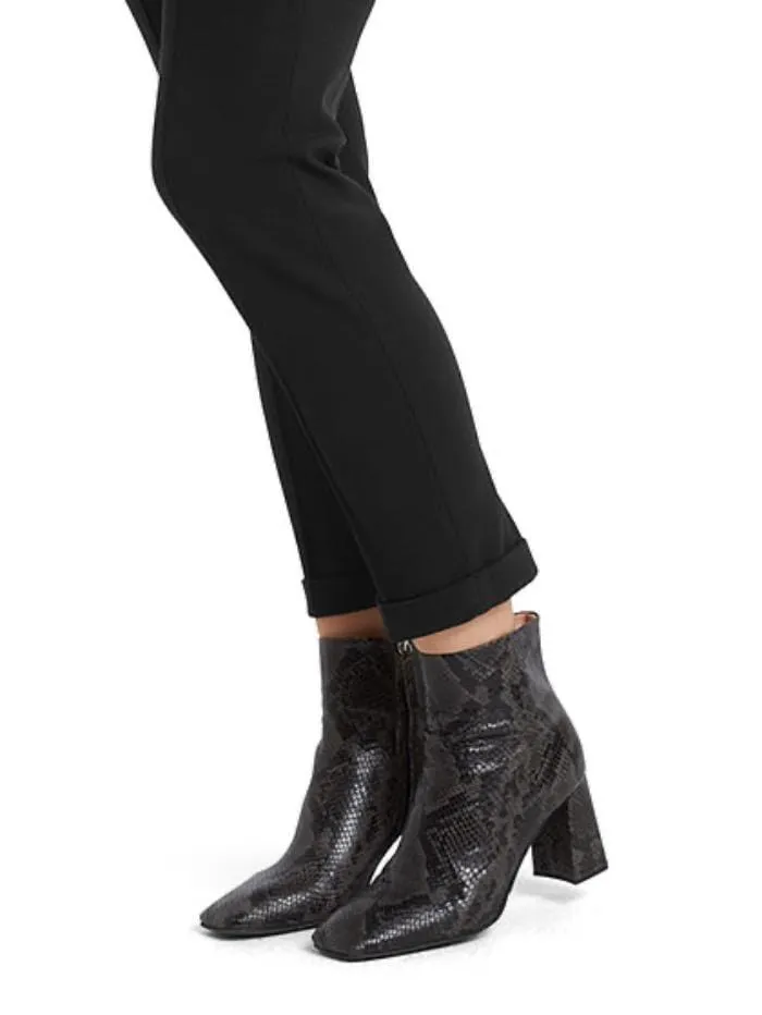 Marc Cain Collections Black Jersey Trousers QC 81.32 J51 900 Y