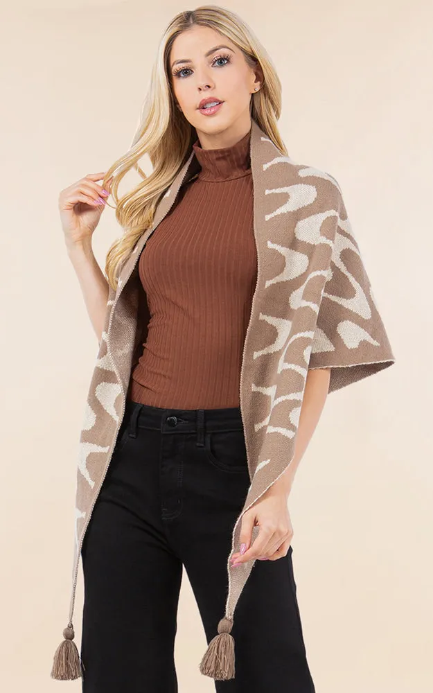 OA4270 ABSTRACT PATTERN KNIT CAPE SHAWL W/TASSELS