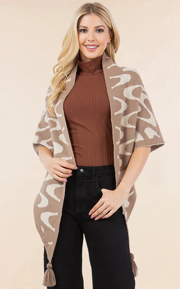 OA4270 ABSTRACT PATTERN KNIT CAPE SHAWL W/TASSELS