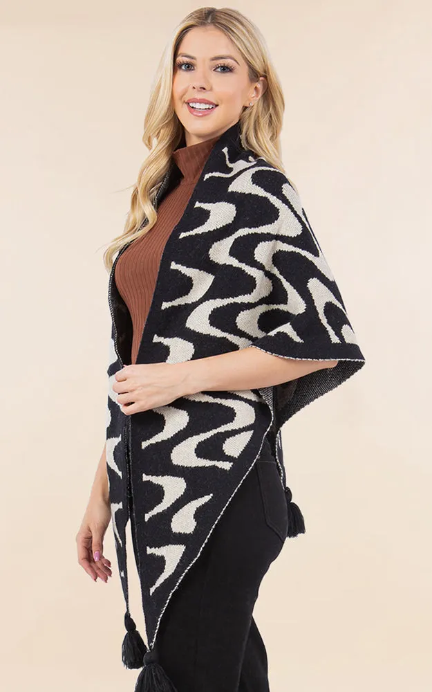 OA4270 ABSTRACT PATTERN KNIT CAPE SHAWL W/TASSELS