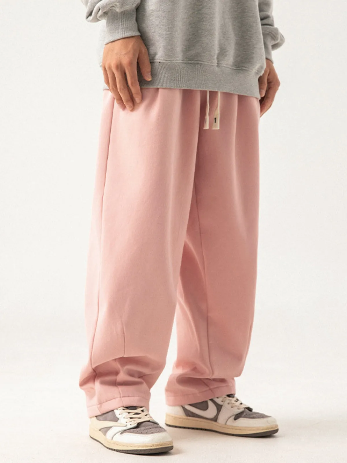 WLS Retro Pleated Loose Thickened Sweatpants